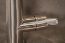 Stainless steel kitchen tap Mizzo Trigo with Spray - Brush function